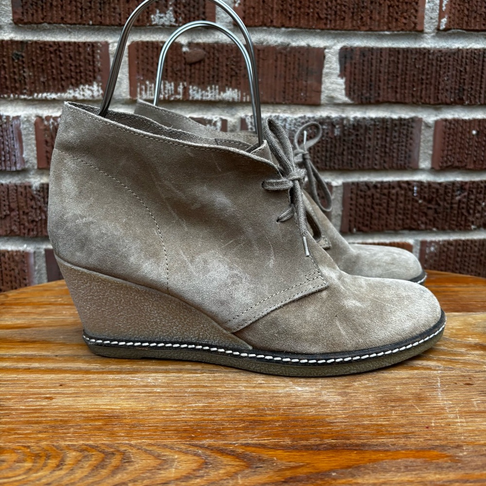 J Crew Womens Sz 9 Macalister Taupe Suede Wedge Ankle Boots Booties Lace Up